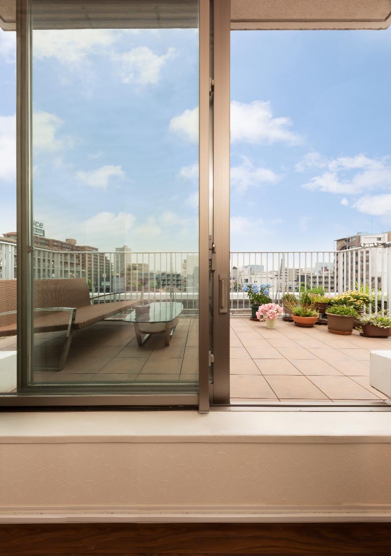 おもてなしスペースとしてバルコニーを活用