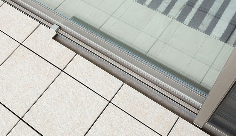 グリーンや家具が映えるから緑も喜んでいるようで並べがいがある