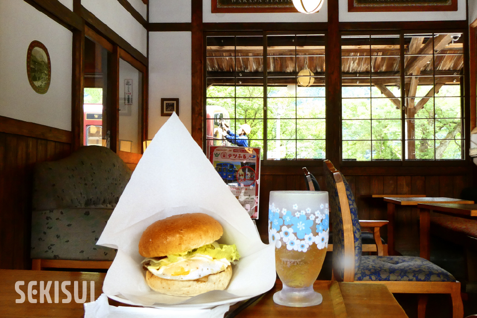 若桜鉄道 わかさカフェのバーガー