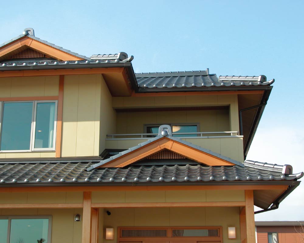 積水化学｜住宅用⾬とい 施⼯事例ギャラリー | 雨樋、軒樋、竪樋