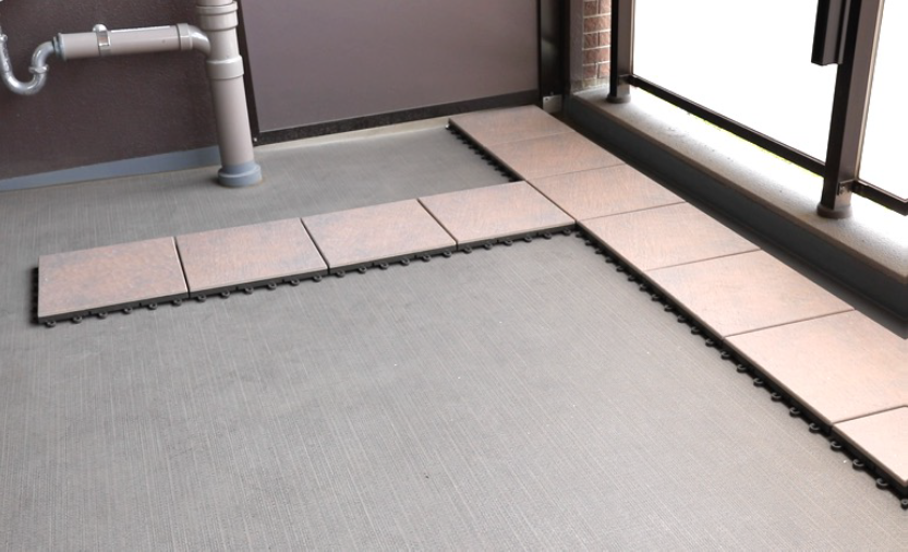 バルコニータイルでお手軽DIYを楽しもう！ | コラム | 【クレガーレ